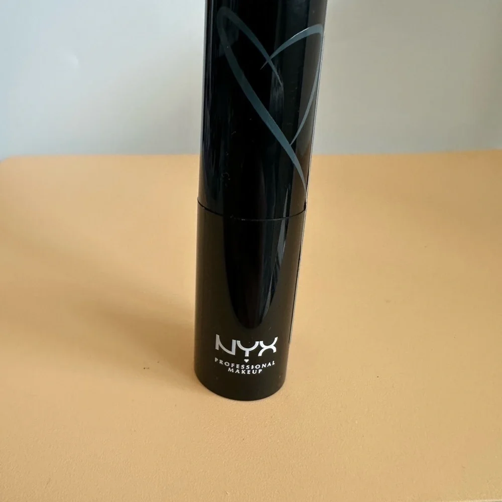 🩷5/$10 NYX Lipstick Exclusive